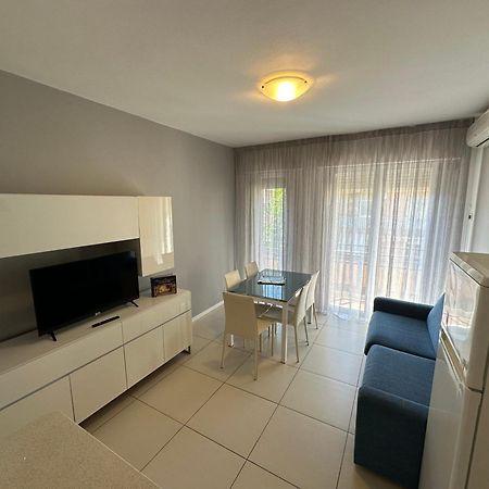 Residenza Mazzanti - Agenzia Cocal Appartement Caorle Buitenkant foto