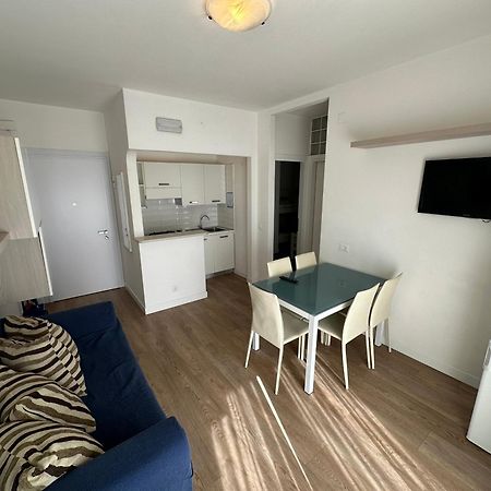 Residenza Mazzanti - Agenzia Cocal Appartement Caorle Buitenkant foto
