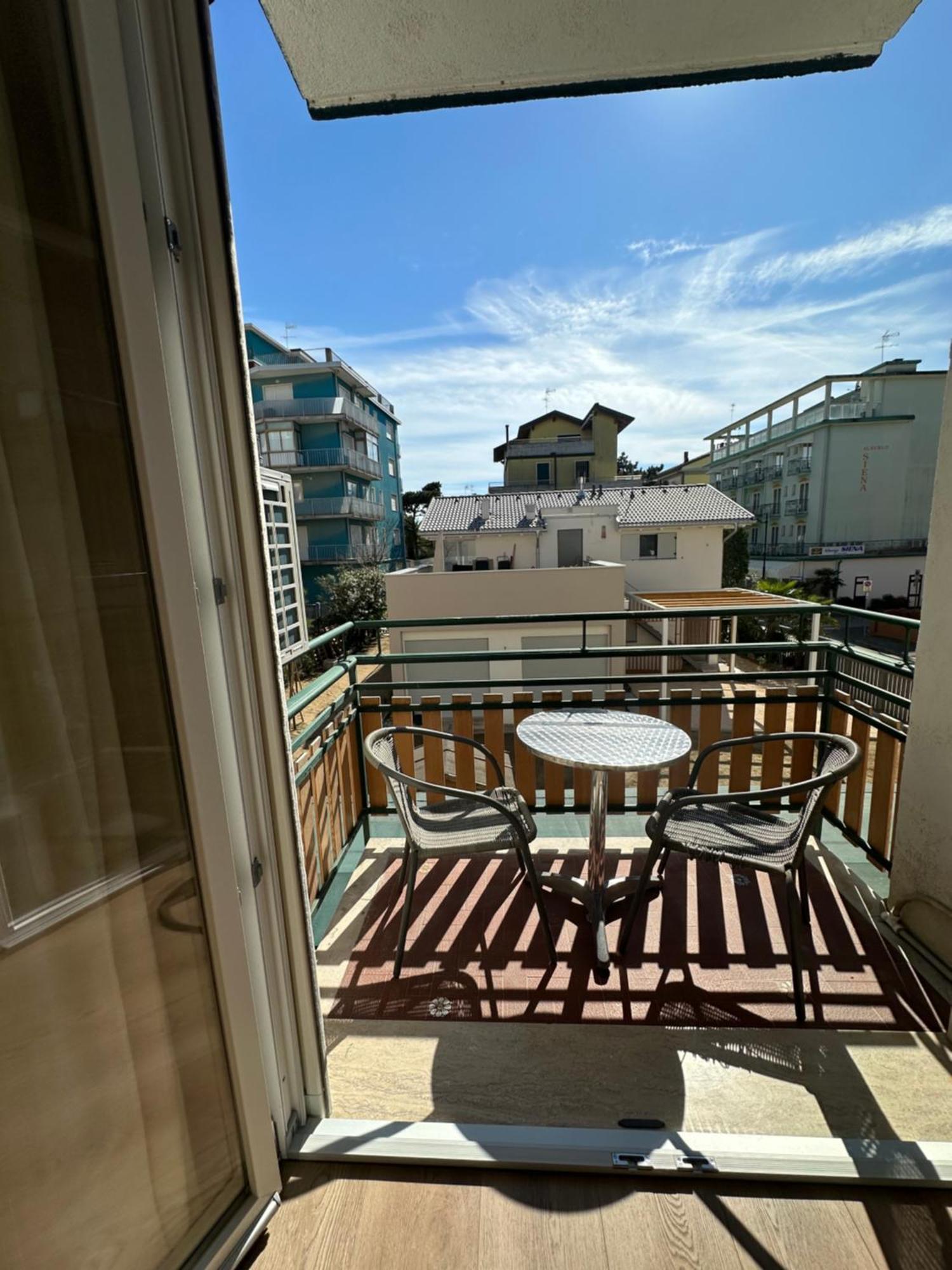 Residenza Mazzanti - Agenzia Cocal Appartement Caorle Buitenkant foto